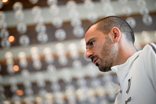 La Stampa – Bonucci, tifosi Juve gli urlavano di non andare all’Inter. Lui si divertiva a…- immagine 3