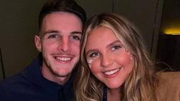 Insulti sui social, la fidanzata di Declan Rice cancella tutti i post su Instagram