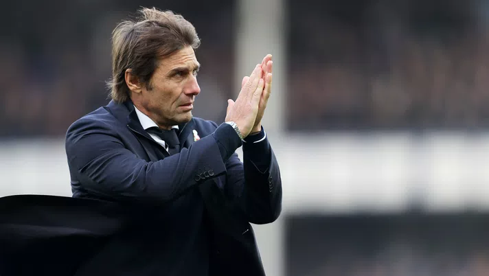 conte napoli presentazione