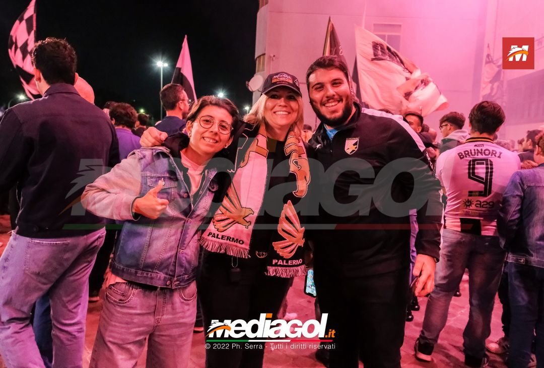 FOTO PALERMO, cori e fumogeni al Barbera: festa per i 122 anni del club (LA GALLERY) - immagine 23