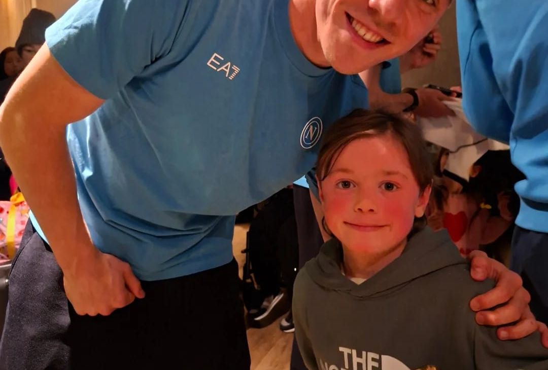 “Che bello rivedervi!”, Emanuele Superstar rincontra gli amici del Napoli – GALLERY - immagine 4