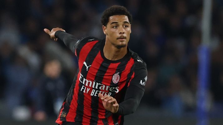 Koni De Winter (difensore AC Milan), qui durante Napoli-Milan 1-0 (Serie A 2025-2026) | News (Getty Images) De Winter nel post-partita di Napoli-Milan: 'Se il mister decide di fare il 4-3-3, siamo pronti'