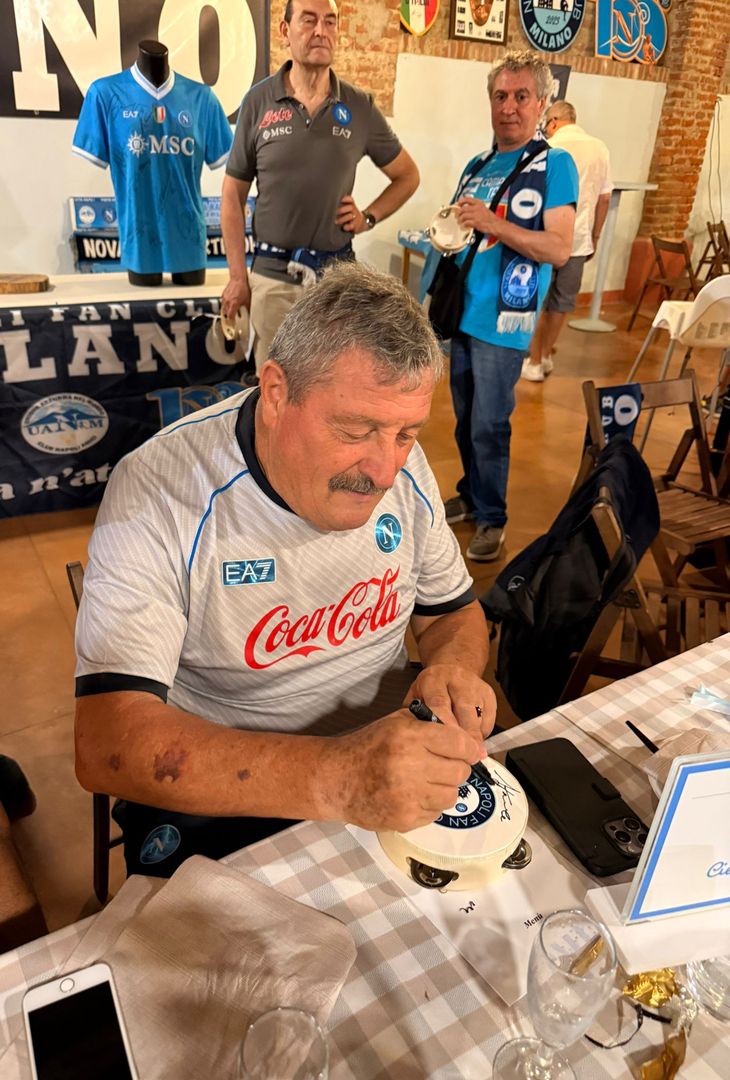 Festa di fine anno per il Napoli Fan Club Milano: presenti tre ospiti speciali! – LE FOTO - immagine 5