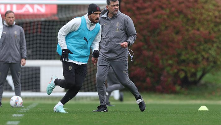 CAIRATE, ITALY - APRIL 15: Alessandro Florenzi of AC Milan in action during AC Milan training session at Milanello on April 15, 2025 in Cairate, Italy. (Photo by Claudio Villa/AC Milan via Getty Images)  Gimenez Maignan