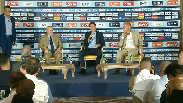 Napoli, ecco Garcia: “Il mio sogno è vincere trofei. De Laurentiis? Stesse ambizioni” Napoli