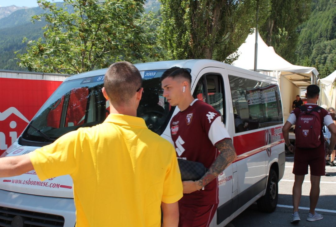 Fotogallery – Torino a Bormio: l’allenamento e l’abbraccio ai tifosi - immagine 17