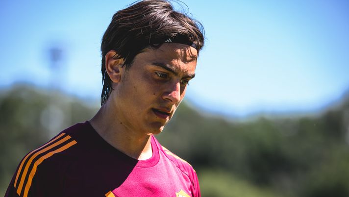 Roma, guaio Dybala: lesione di basso grado alla coscia sinistra. Salta il derby - immagine 1