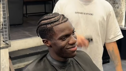 Como, il barbiere di Diao gli lancia una sfida: “Se fai tripletta al Napoli…”