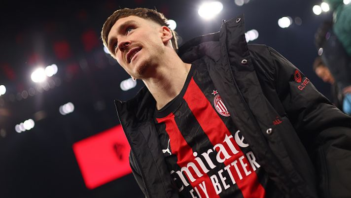 MILAN, ITALY - JANUARY 18: Alexis Saelemaekers of AC Milan celebrates the victory after the Serie A match between AC Milan and US Lecce at Giuseppe Meazza Stadium on January 18, 2026 in Milan, Italy. (Photo by Giuseppe Cottini/AC Milan via Getty Images) saelemaekers-appuntamento-a-domani-se-sara-in-gruppo-ci-sara-per-roma