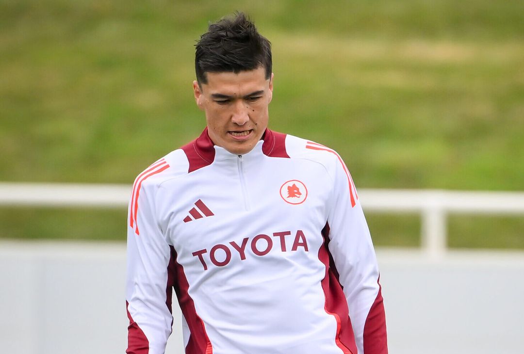 Ritiro Roma, Dovbyk scalda i motori: le indicazioni di De Rossi – FOTO GALLERY - immagine 90