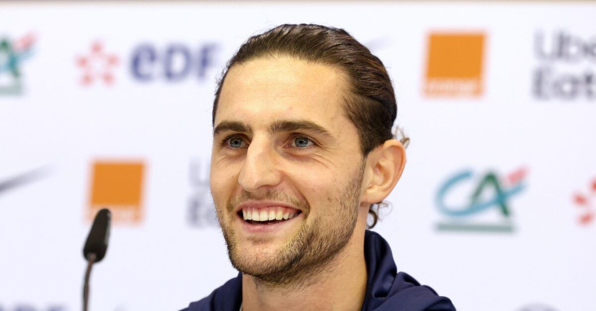 Calciomercato Milan, prende quota il nome di Rabiot! Calciomercato Milan, prende quota il nome di Rabiot!