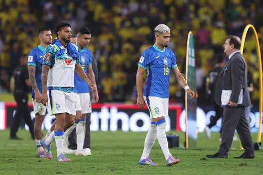 La delusione del Brasile al termine della sfida di qualificazione al Mondiale pareggiata contro Ecuador (Foto di Franklin Jacome/Getty Images)