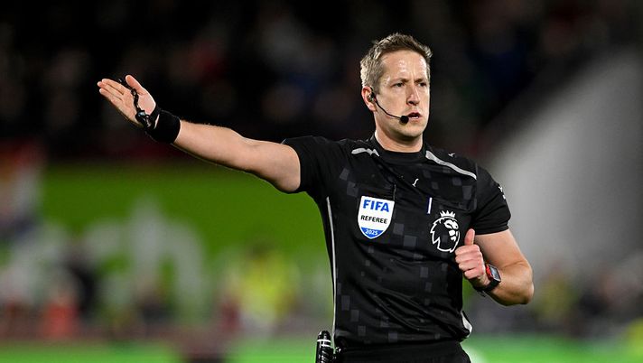 Roma-Stoccarda, arbitra l’inglese Brooks. Al Var c’è un australiano - immagine 1