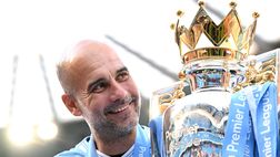 Manchester City, allenamento… in spiaggia! I giocatori palleggiano con Pep Guardiola