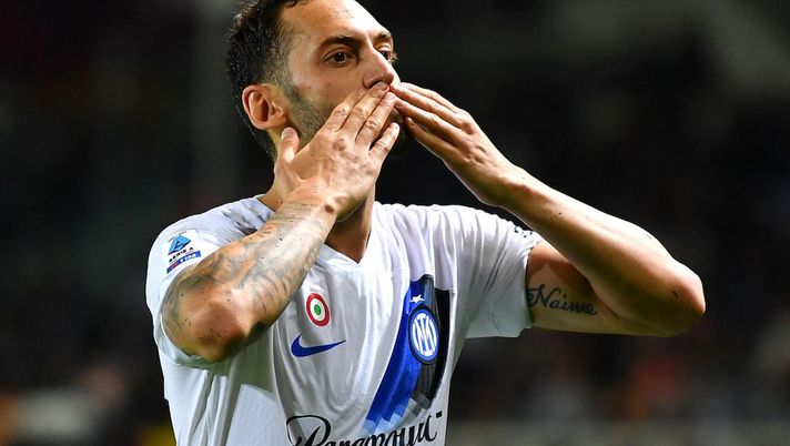 Mercato, mega offerta araba per Calhanoglu: l’Inter non si è neanche seduta a trattare perché… - immagine 1