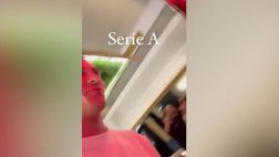 VIDEO / Lecce, festa salvezza: Baschirotto impazzisce!