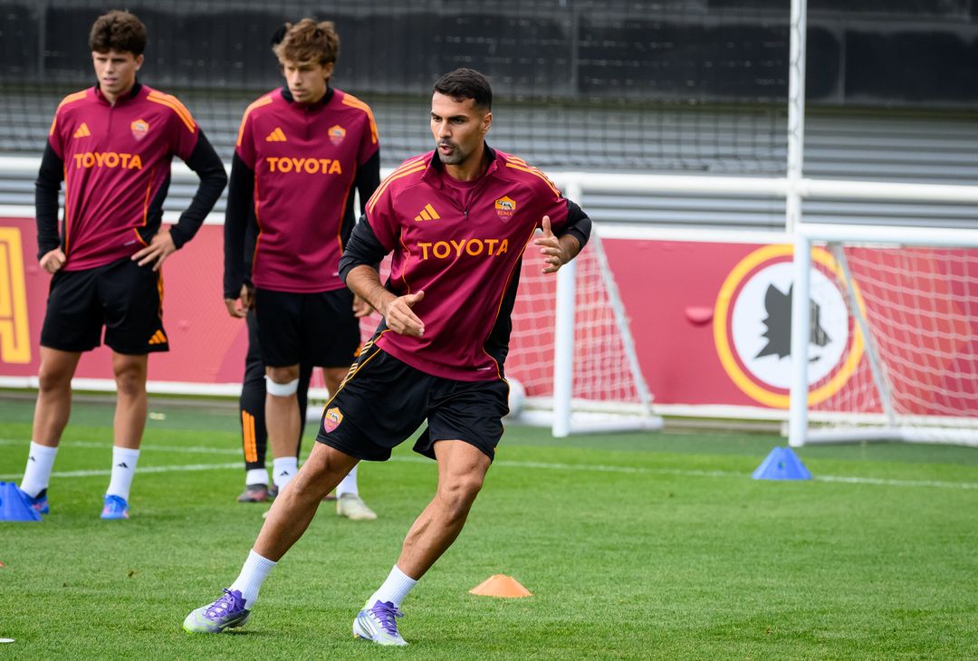 Roma, il secondo giorno di ritiro al St. George’s Park – FOTO GALLERY - immagine 53