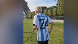 VIDEO / Argentini sotto la Tour Eiffel: sfottò Mondiale