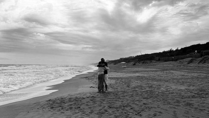 Sarah Felberbaum e l’estate con De Rossi: “Lenta, ma quella che serviva” - immagine 1