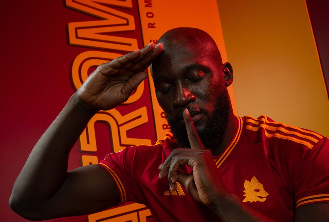 Roma, Lukaku è ufficiale: i primi suggestivi scatti in giallorosso – FOTO GALLERY - immagine 22