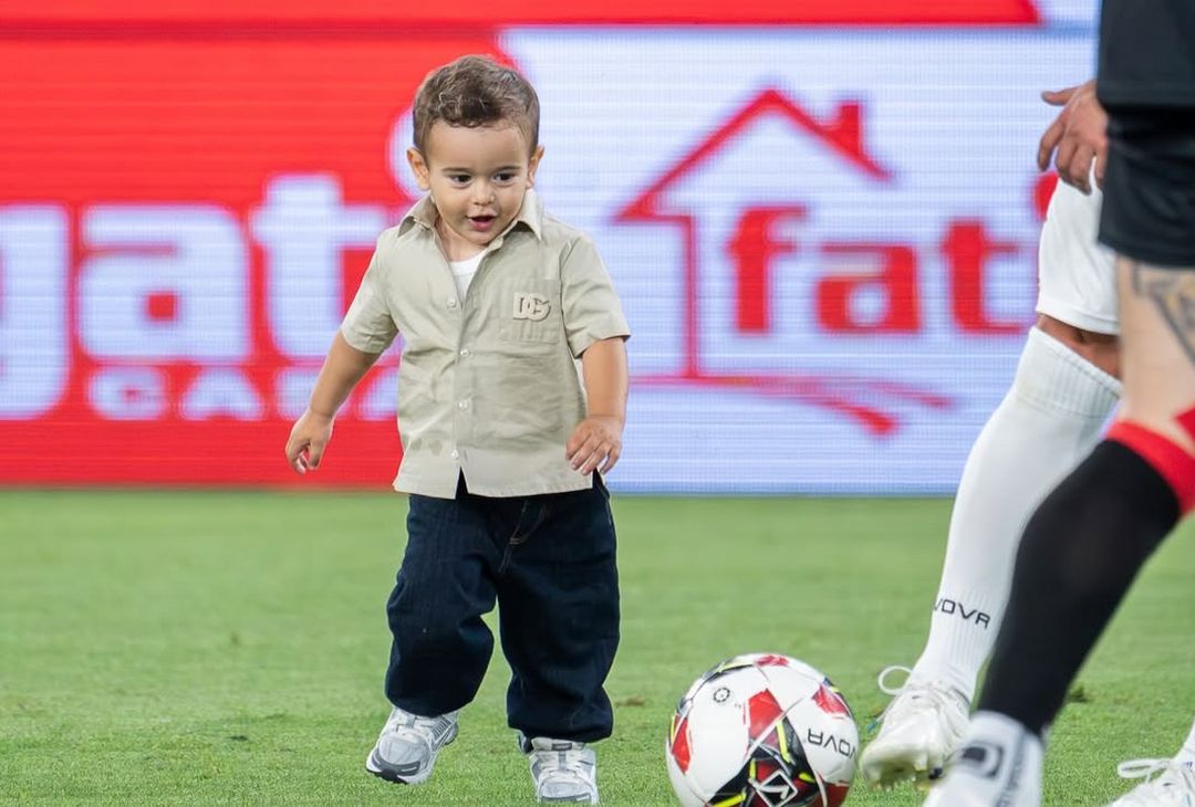 Lavezzi pazzo di Napoli: “Di nuovo a casa! Vi porterò sempre nel cuore” – GALLERY - immagine 5