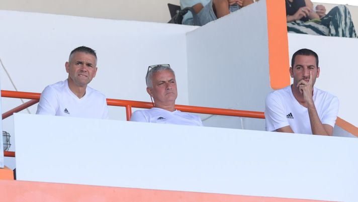 Uefa non fa sconti: Mou resta fuori - immagine 1