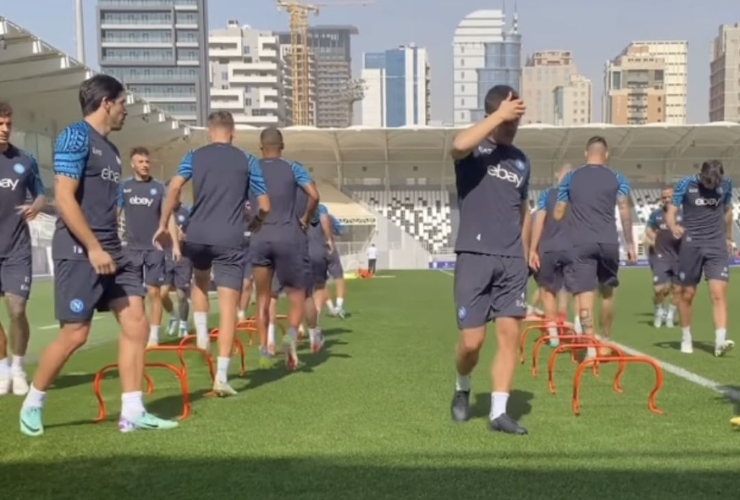 GALLERY Primo allenamento del Napoli a Riyadh: le foto della seduta - immagine 6