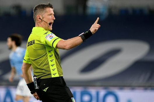 (Photo by Marco Rosi - SS Lazio/Getty Images) Arbitro tosto per lo spareggio salvezza spostato a Reggio Emilia: Orsato- immagine 2