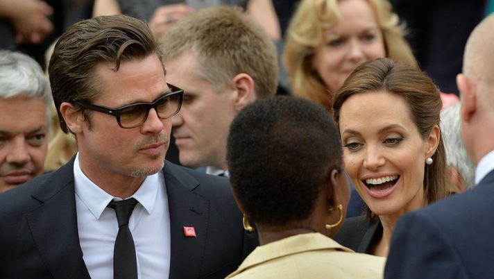 Getty Images Brad Pitt-Angelina Jolie, accordo di divorzio: “Lei è totalmente esausta ma…” - immagine 1