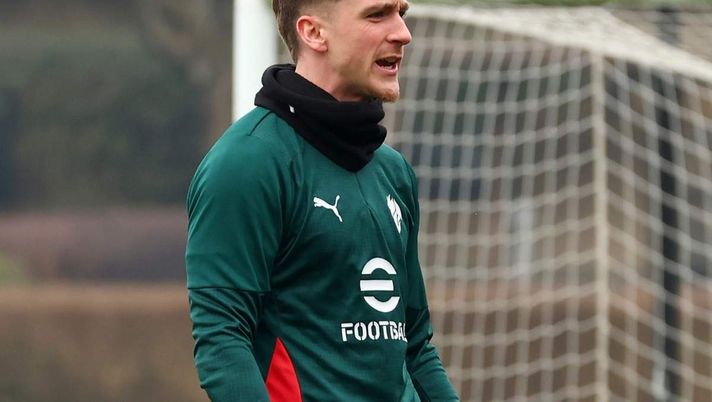 Milan, oggi Saelemaekers si allenerà in gruppo. Titolare contro il Como? La sensazione