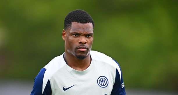 Romano: “Chi vuole Dumfries deve pagare 25 mln tutti insieme. Il Barcellona ha fatto…”- immagine 3