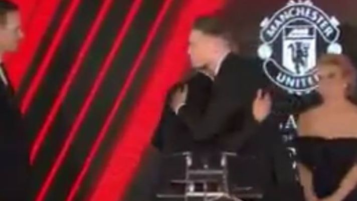 VIDEO Quando Mourinho elesse McTominay “giocatore dell’anno” al Manchester United VIDEO Quando Mourinho elesse McTominay “giocatore dell’anno” al Manchester United - immagine 1