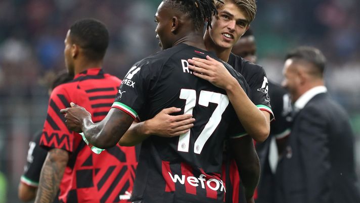 Charles De Ketelaere e Rafael Leao, calciatori del Milan (getty images)