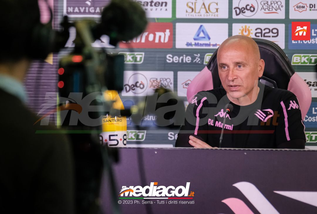 FOTO PALERMO, verso il Benevento: Mister Corini in conferenza stampa (GALLERY) - immagine 11