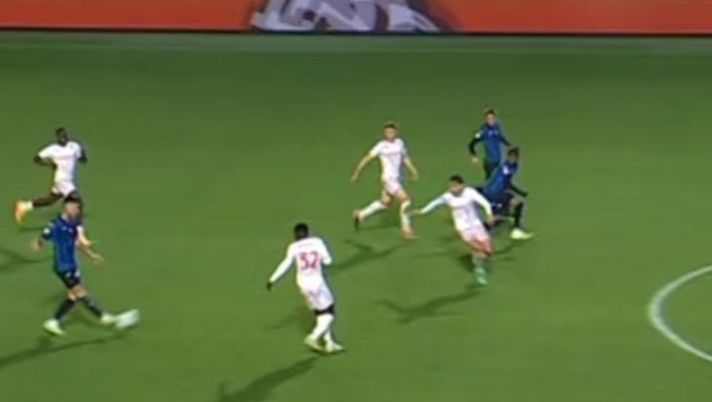 Il gol di Lookman è buono: le linee arrivano solo il giorno dopo FOTO - immagine 1