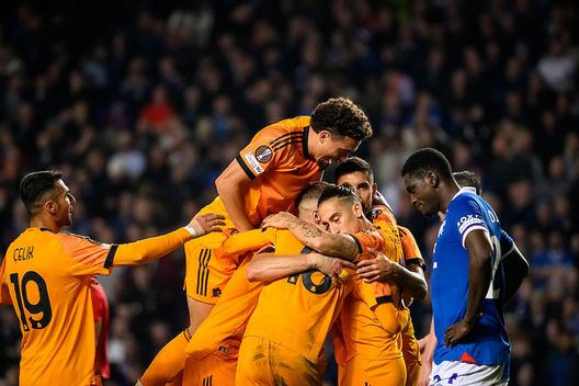 Getty Europa League, la Roma si rilancia: 2-0 ad Ibrox contro i Rangers. Tutti i risultati di serata- immagine 2