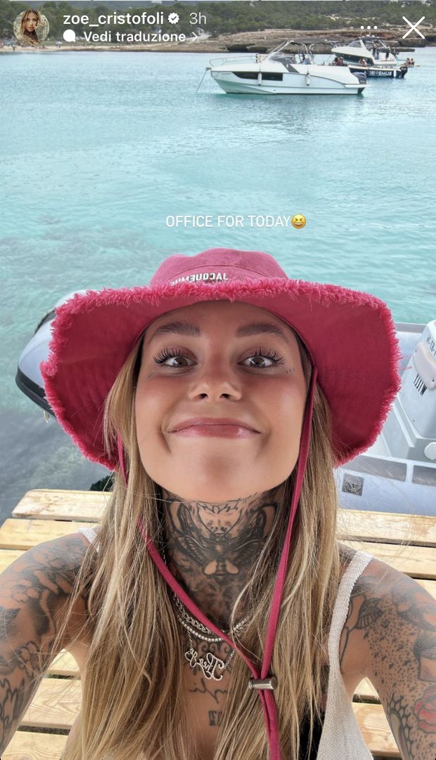 Zoe, giornata di relax. Lady Hernandez si gode l’ufficio speciale di oggi- immagine 2