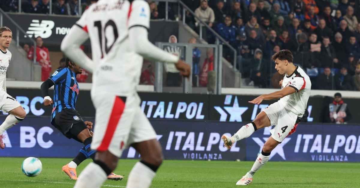 Atalanta Milan, Ricci premiato come MVP della gara dai tifosi rossoneri Atalanta Milan, Ricci premiato come MVP della gara dai tifosi rossoneri