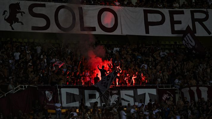 Napoli-Torino, prosegue la contestazione societaria dei tifosi granata. Le ultime - immagine 1