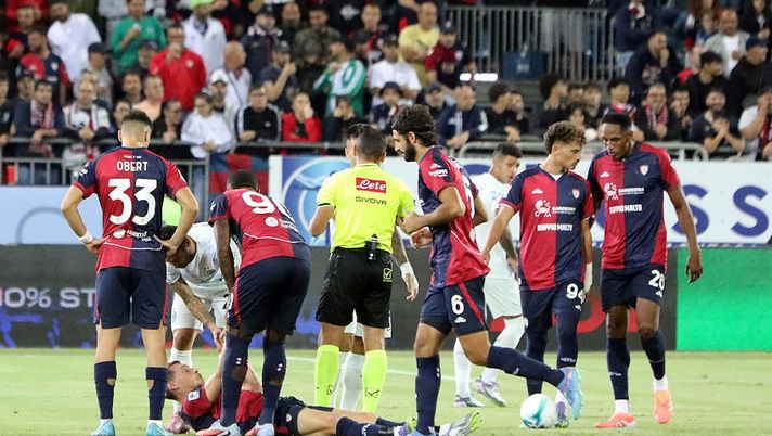 Getty Images Infortunio Belotti, l’attaccante del Cagliari operato al crociato: il comunicato del club - immagine 1
