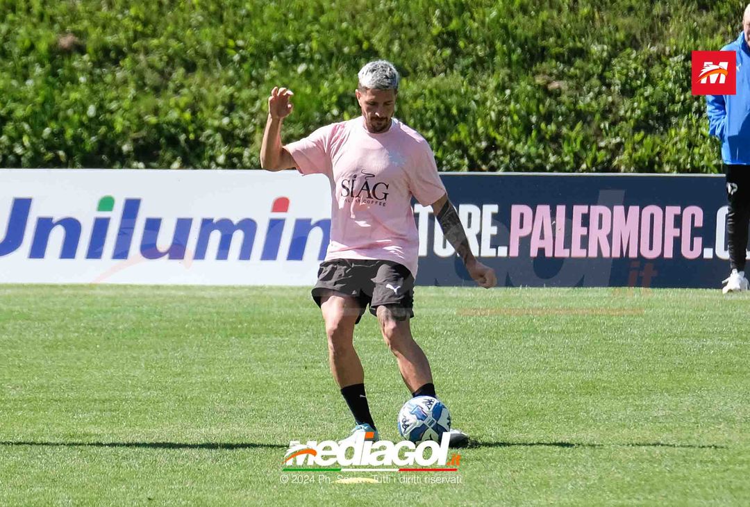 FOTO Ritiro Palermo, seduta mattutina ad Aquagranda (GALLERY) - immagine 54