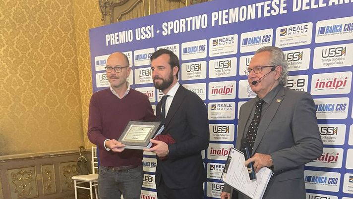 Torino, Ludergnani premiato: “Tengo al settore giovanile e soffro per la Primavera” Torino, Ludergnani premiato: “Tengo al settore giovanile e soffro per la Primavera” - immagine 1