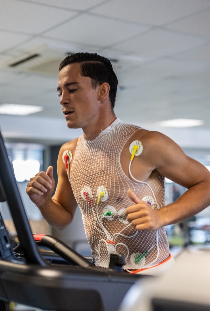 Secondo giorno di test fisici per i calciatori del Napoli a Castel Volturno