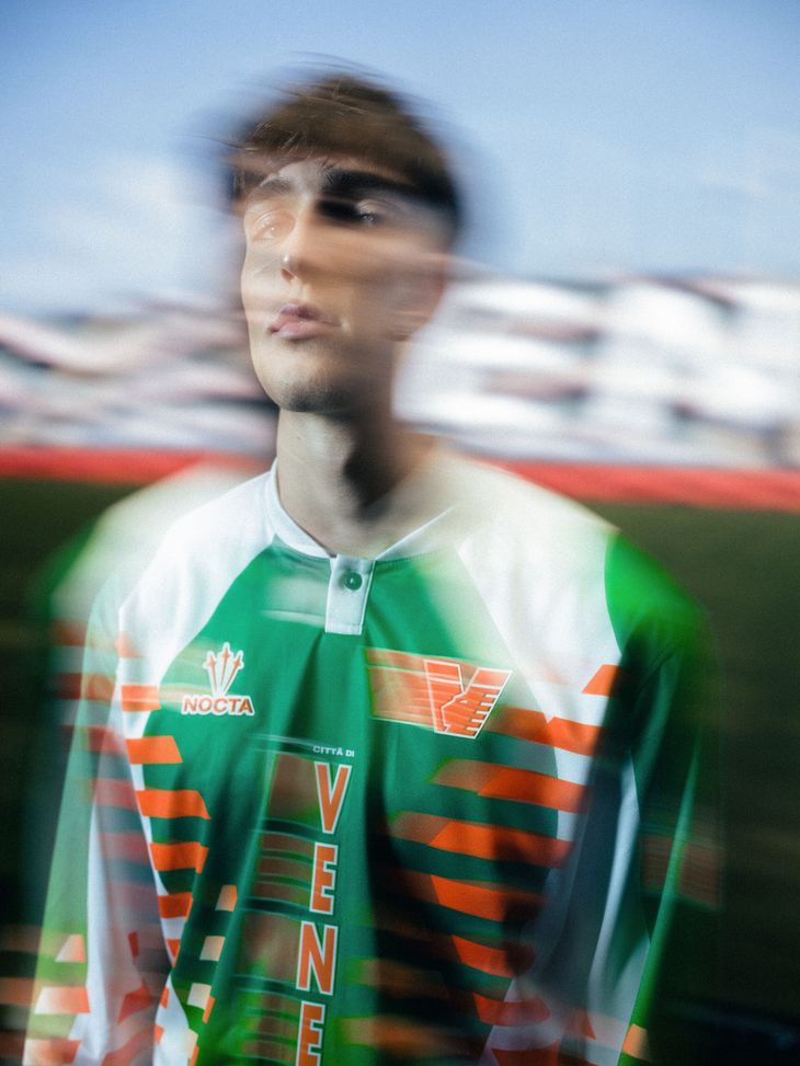 Venezia, le nuove maglie rendono omaggio al legame del club con la città