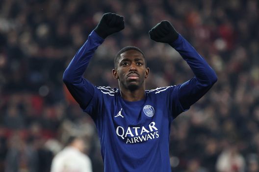 Ousmane Dembele esulta dopo la vittoria nel match di Champions League tra Paris Saint Germain e Stoccarda (Foto di Alex Grimm/Getty Images) PSG, il duro lavoro paga: un Triplete nato da mosse azzeccate- immagine 3