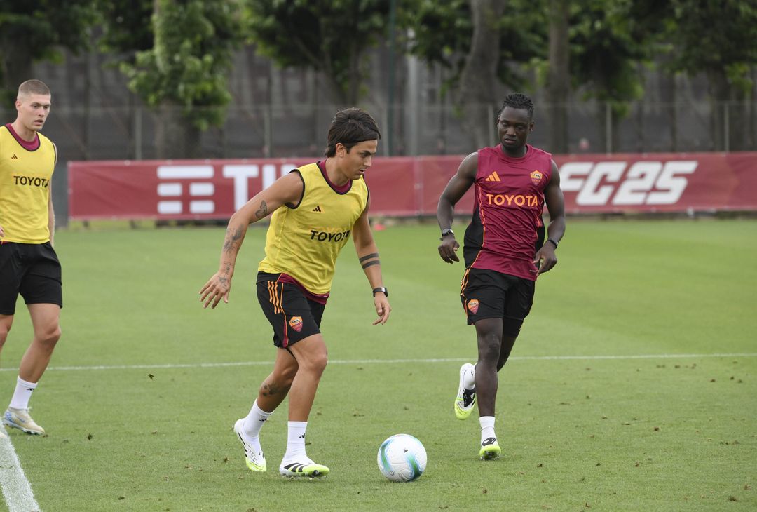 Raduno Roma, le immagini dei primi test fisici a Trigoria- FOTO GALLERY - immagine 32
