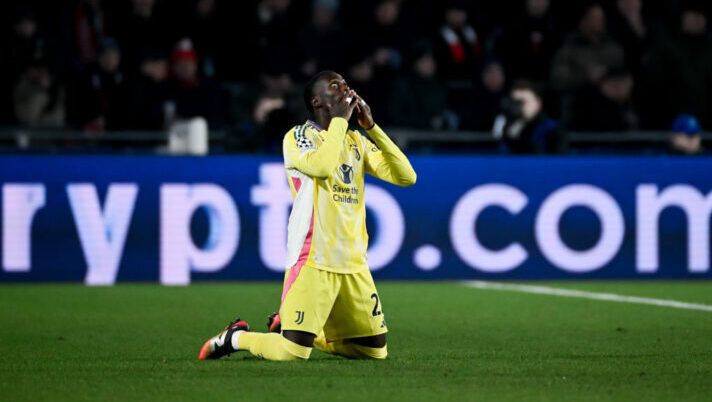 EINDHOVEN, NETHERLANDS - FEBRUARY 19: Timothy Weah of Juventus celebrates after scoring his team's first goal during the UEFA Champions League 2024/25 League Knockout Play-off second leg match between PSV and Juventusat PSV Stadion February 19, 2025 in Eindhoven, Netherlands. (Photo by Daniele Badolato - Juventus FC/Juventus FC via Getty Images) Weah: “Ho segnato ma è stato inutile! Ecco cosa è mancato, ora pensiamo al campionato” - immagine 1