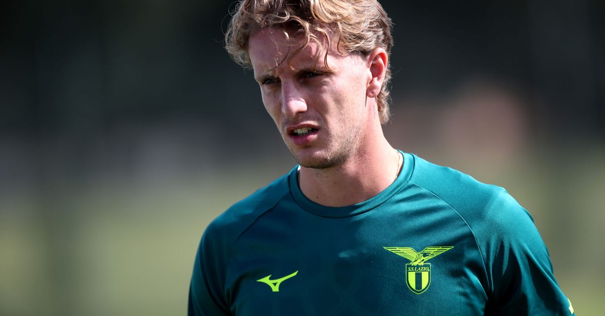 Lazio, fiocco rosa in casa Rovella: è nata Venere Lazio, fiocco rosa in casa Rovella: è nata Venere