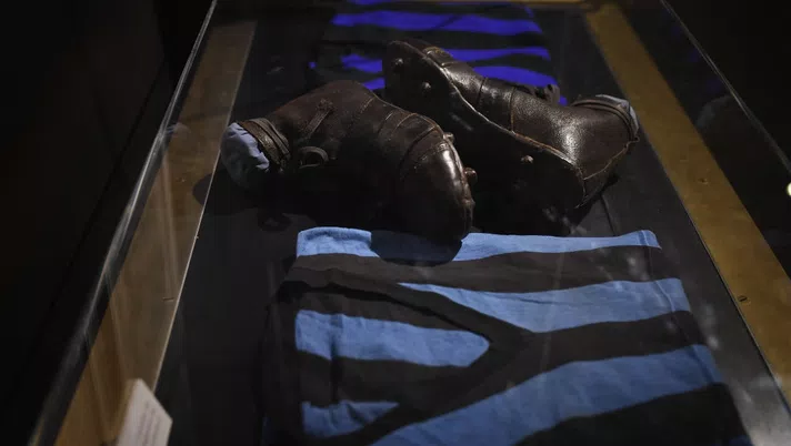 Le scarpe e i passi di Arpad Weisz - immagine 1