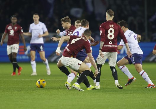 Alessandro Buongiorno and Ivan Ilic during the match between Torino Fc and Acf Fiorentina as part of Italian Serie A, football match at Stadia Olympic Grande Torino. Photo Nderim Kaceli